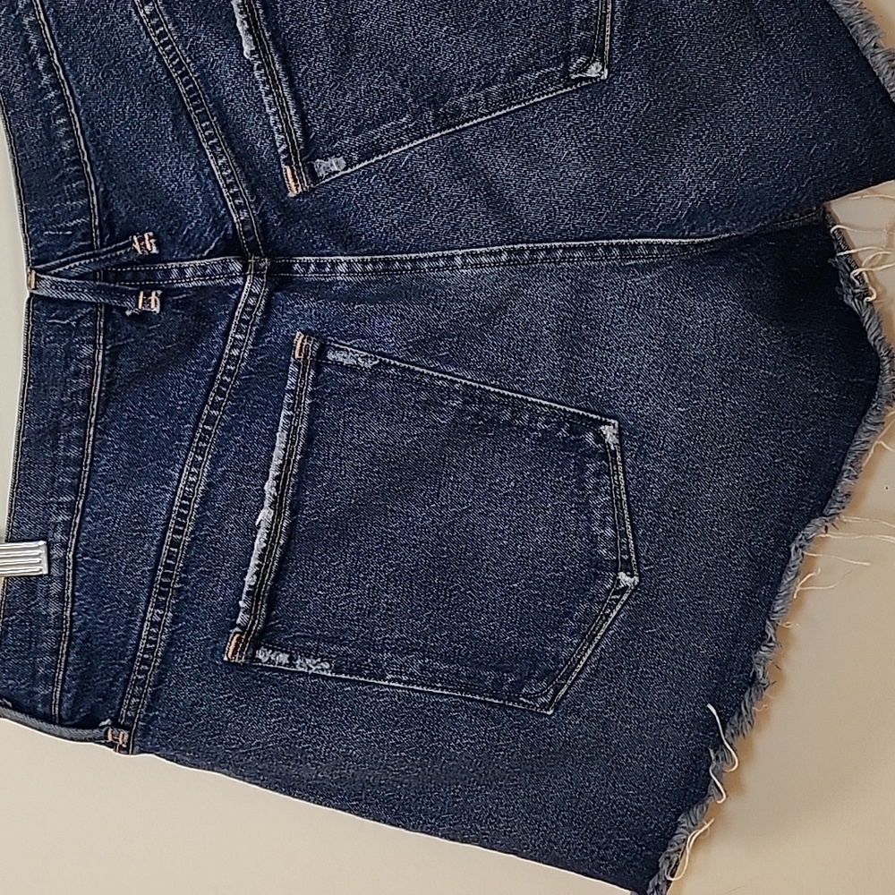 Good American '90s Cutoff Distressed Denim Shorts Blue Size 16 - Picture 11 of 16